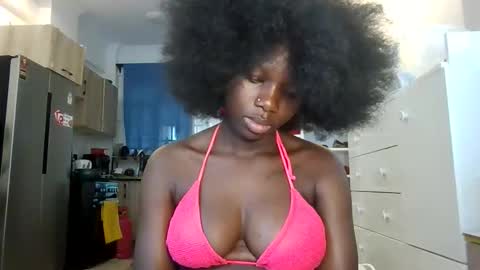 Snapshot of camclit chatting on 27, 10, 2025 Princess online show from 27, 10, 2025