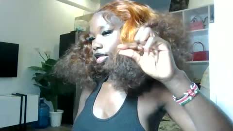 Snapshot of camclit chatting on 2, 11, 2025 Princess online show from 2, 11, 2025