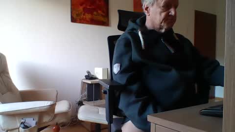 Snapshot of camcologne chatting on 3, 1, 2025 camcologne online show from 3, 1, 2025