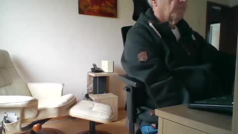 Snapshot of camcologne chatting on 19, 1, 2025 camcologne online show from 19, 1, 2025