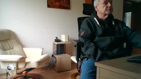 Snapshot of camcologne chatting on 10, 2, 2025 camcologne online show from 10, 2, 2025