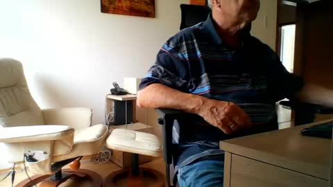 Snapshot of camcologne chatting on 2, 6, 2026 camcologne online show from 2, 6, 2026