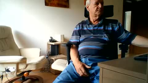 Snapshot of camcologne chatting on 5, 6, 2026 camcologne online show from 5, 6, 2026