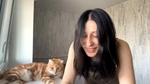 Snapshot of cameliaelworthy chatting on 6, 4, 2026 Alisa online show from 6, 4, 2026