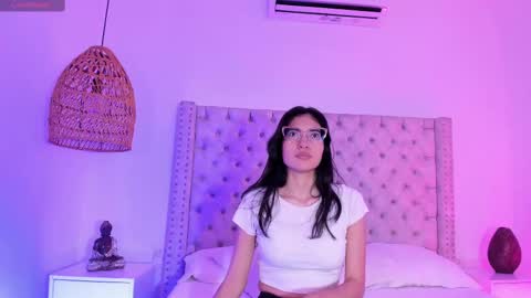  Cameron Cutee  online show from 2, 3, 2025