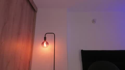 Cameron online show from 9, 4, 2026