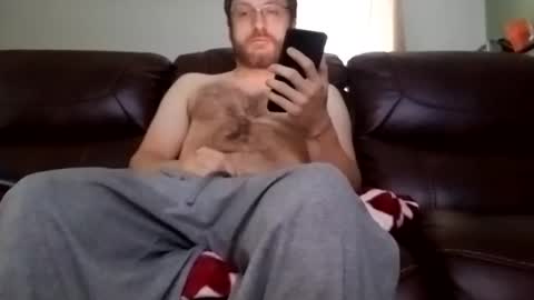 Snapshot of camguy2425 chatting on 12, 1, 2025 CamGuy online show from 12, 1, 2025