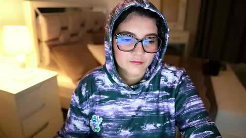 Camila buitrago online show from 16, 1, 2026