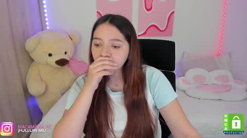  C A M I  online show from 8, 3, 2025