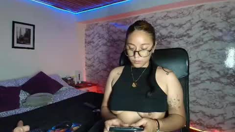 Snapshot of camila_iroose chatting on 10, 2, 2026 Camila Roose online show from 10, 2, 2026