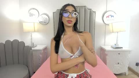 camila sunsen online show from 13, 5, 2026