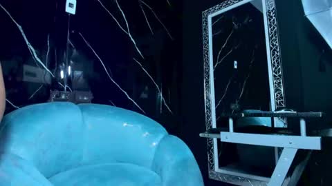 camila_velvet_ online show from 22, 7, 2026