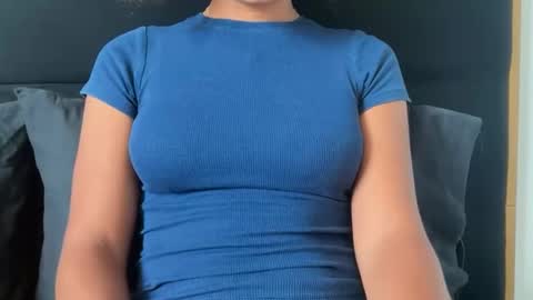 Snapshot of camilabrooks53 chatting on 21, 9, 2025 camilabrooks53 online show from 21, 9, 2025