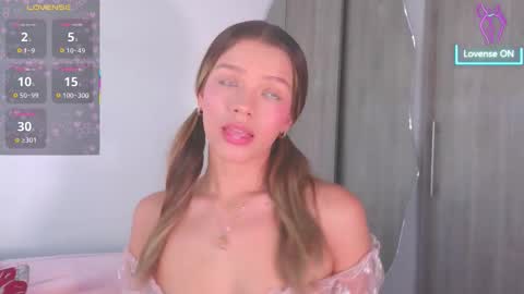 Snapshot of camilamonroee chatting on 12, 2, 2026 Camila Monroee online show from 12, 2, 2026