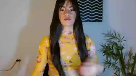 Snapshot of camilaparrisx chatting on 25, 6, 2026 camilaparrisx online show from 25, 6, 2026