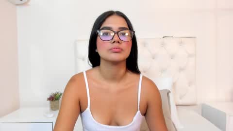 Snapshot of camilarosses chatting on 7, 11, 2025 camilarosses online show from 7, 11, 2025