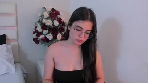 Snapshot of camilasofiia chatting on 28, 1, 2025 Camila online show from 28, 1, 2025