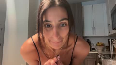 Snapshot of camiliakxoxo chatting on 7, 2, 2025 camiliakxoxo online show from 7, 2, 2025