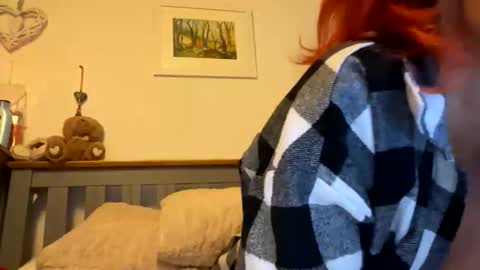 Camilla Jayne online show from 19, 9, 2025