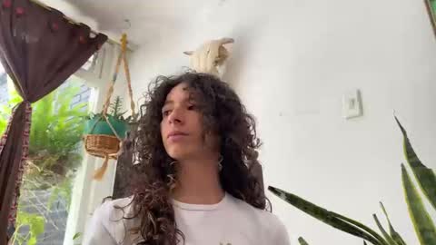 Snapshot of camille_delrey chatting on 26, 10, 2025 Camille online show from 26, 10, 2025