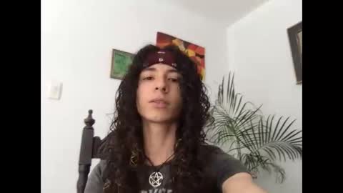 Snapshot of camille_delrey chatting on 7, 11, 2025 Camille online show from 7, 11, 2025