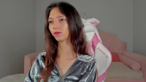 camillewhite online show from 7, 4, 2026