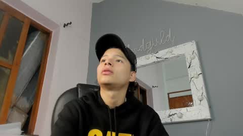 Camillo Virgil online show from 6, 10, 2025