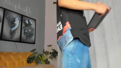 Camillo Virgil online show from 23, 11, 2025