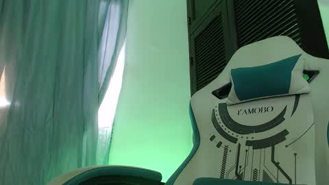 camilo_contre21 online show from 25, 2, 2025