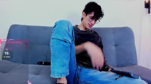 Snapshot of camilo_stark chatting on 6, 6, 2026 Camilo online show from 6, 6, 2026