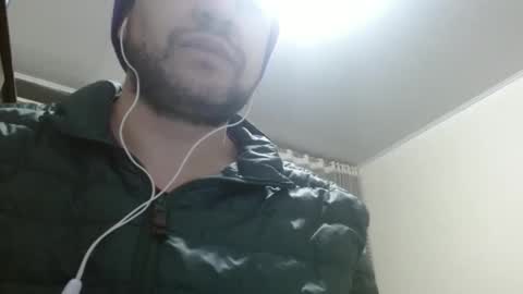 Snapshot of camiloking17 chatting on 18, 12, 2024 camilo online show from 18, 12, 2024