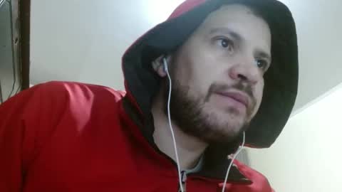 Snapshot of camiloking17 chatting on 25, 1, 2025 camilo online show from 25, 1, 2025