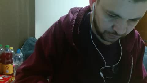 Snapshot of camiloking17 chatting on 15, 2, 2025 camilo online show from 15, 2, 2025