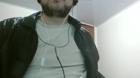 Snapshot of camiloking17 chatting on 24, 9, 2025 camilo online show from 24, 9, 2025