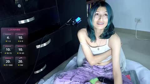 Cami  online show from 5, 10, 2025