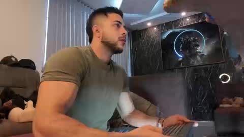 Snapshot of camilowatson chatting on 27, 9, 2025 Camilo Watson online show from 27, 9, 2025