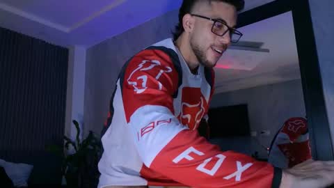 Camilo Watson online show from 6, 3, 2026