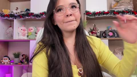   Lets reach 200 thumbs up  online show from 16, 12, 2024