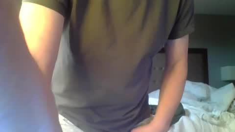 Snapshot of cammyman6900 chatting on 8, 1, 2025 cammyman6900 online show from 8, 1, 2025