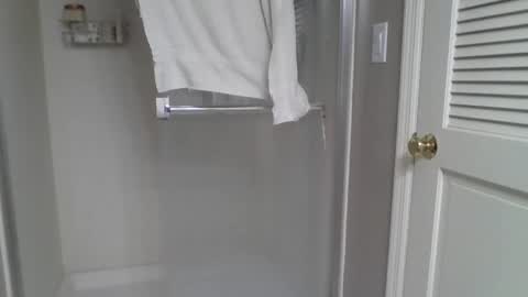 Snapshot of cammyman6900 chatting on 3, 2, 2025 cammyman6900 online show from 3, 2, 2025