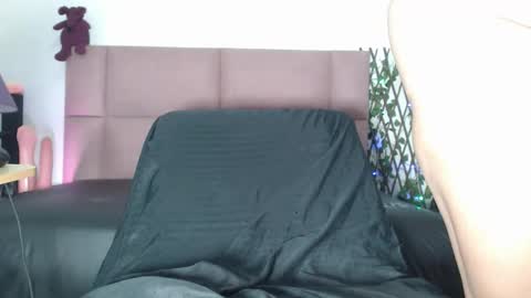 Snapshot of camturbery chatting on 13, 4, 2026 camturbery online show from 13, 4, 2026