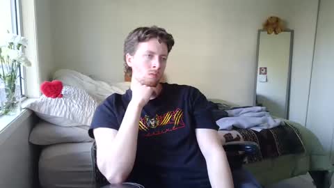 Snapshot of canadianstud18 chatting on 12, 2, 2025 Devon online show from 12, 2, 2025
