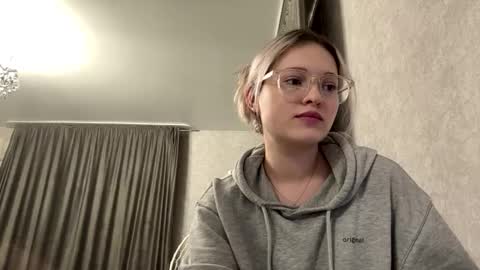 candelariahile online show from 8, 2, 2026