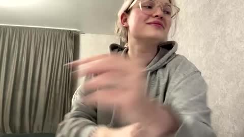 candelariahile online show from 12, 2, 2026