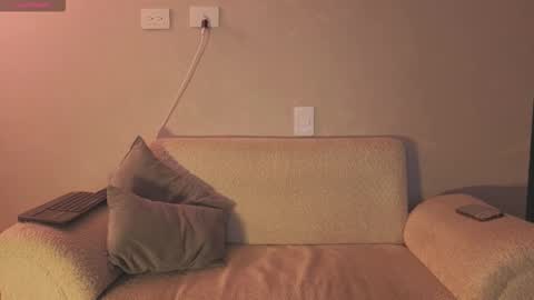 Snapshot of candelariia_ chatting on 4, 2, 2026 candelariia_ online show from 4, 2, 2026