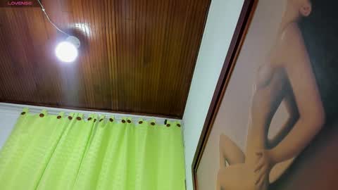 Snapshot of candi_afrodita chatting on 20, 9, 2025 candi afrodita online show from 20, 9, 2025