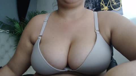 Candy  online show from 19, 9, 2025