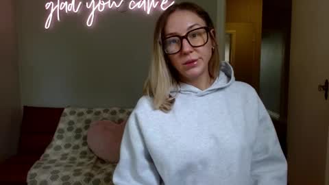 MissCandiJones online show from 4, 4, 2026