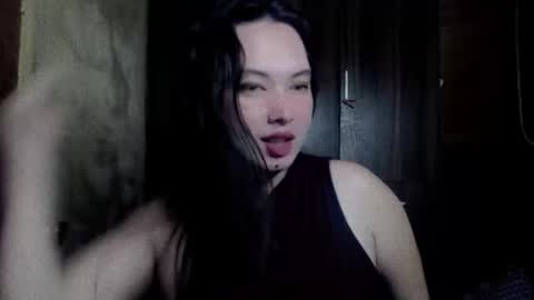 Snapshot of candiiice18 chatting on 3, 11, 2025 candiiice18 online show from 3, 11, 2025