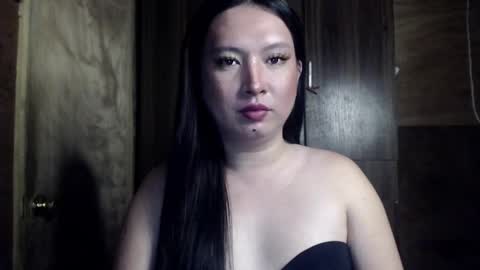 Snapshot of candiiice18 chatting on 10, 11, 2025 candiiice18 online show from 10, 11, 2025